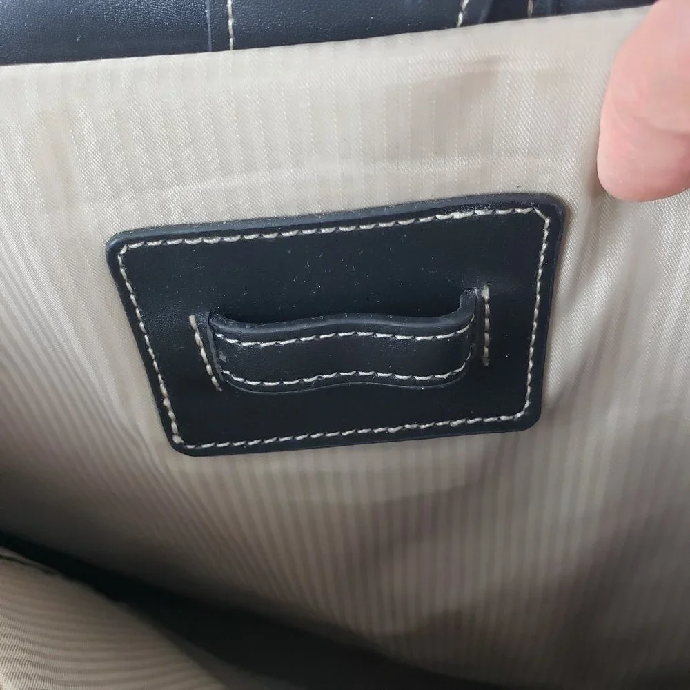 Targus Women's Nylon Laptop Bag with Buckle